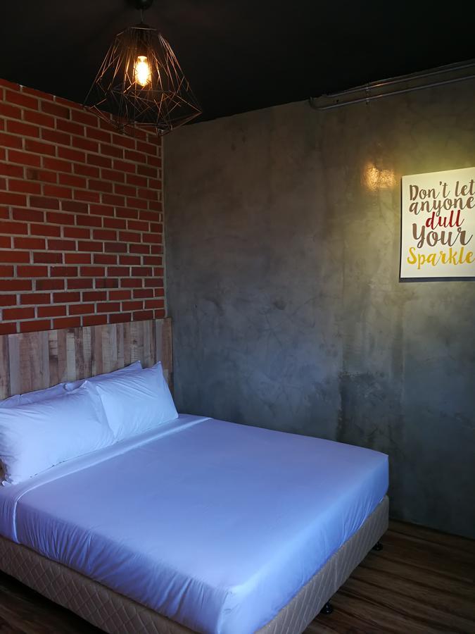 The Rise Room Kuala Terengganu Zewnętrze zdjęcie A room at the hotel